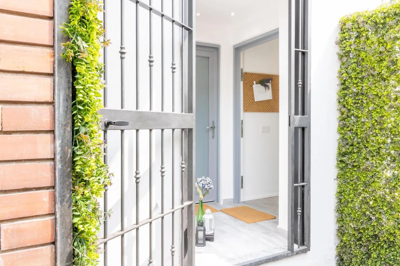 Navigli - Chic And Sophisticated Home In Milano Appartamento