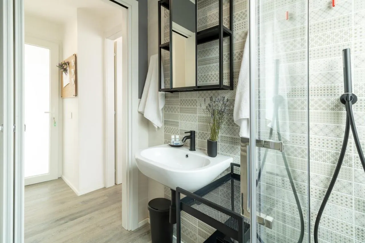 Appartamento Navigli - Chic And Sophisticated Home In Milano